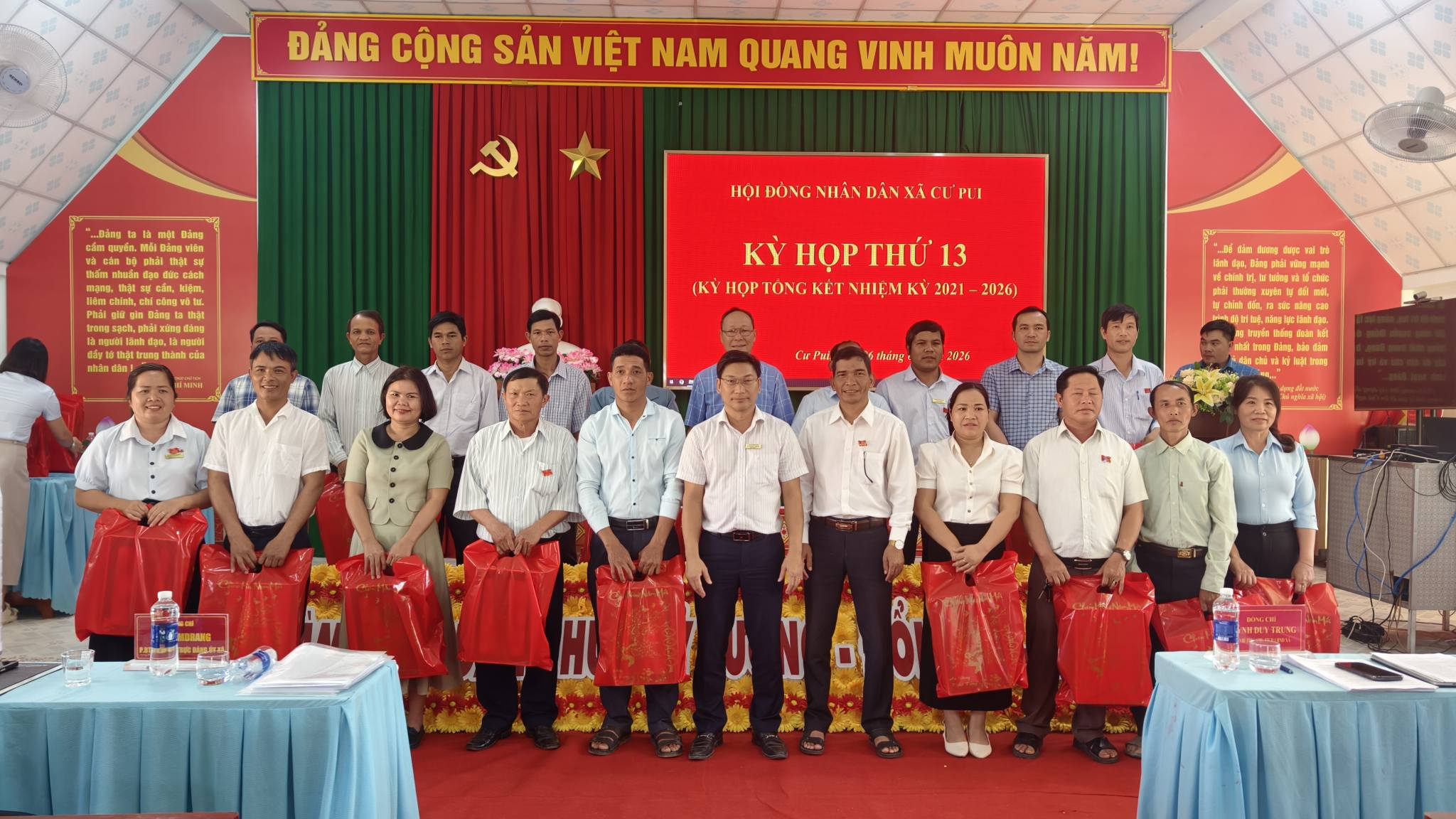 Hội đồng nhân dân xã Cư Pui tổ chức kỳ họp thứ 13( Kỳ họp tổng kết nhiệm kỳ 2021- 2026)